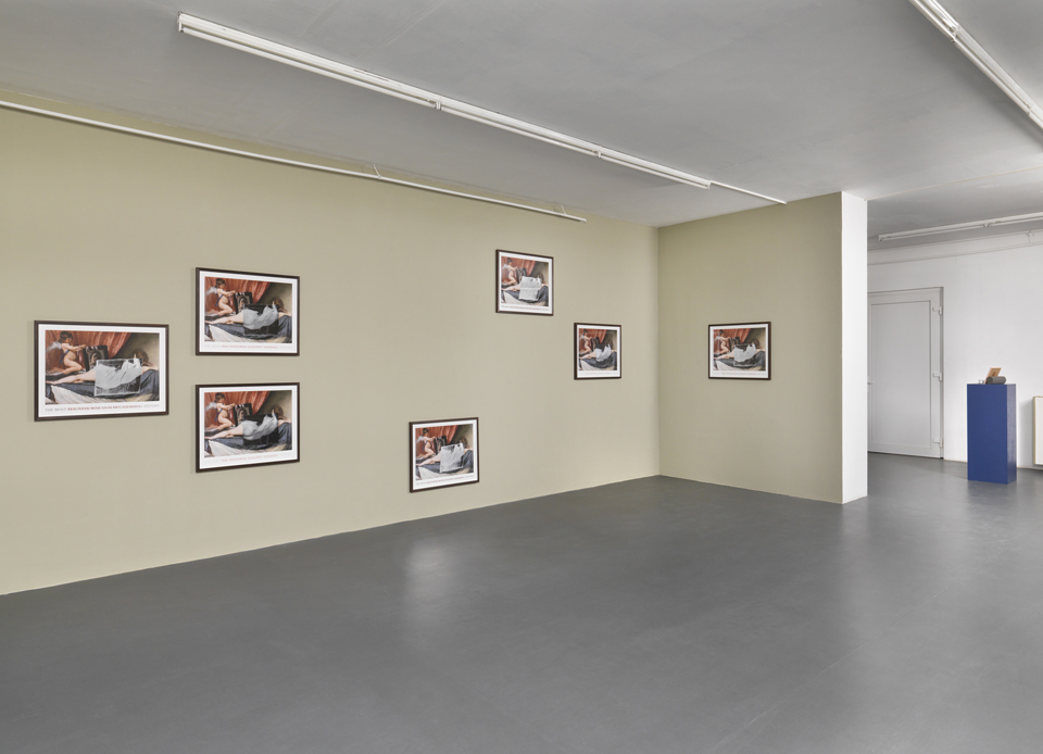 Curtain I-VII, Ranziges Fett installation view 5 Galerie Kamm, 2011